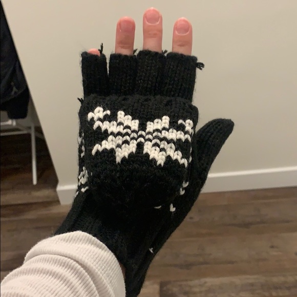 Scarf & gloves set - Picture 4 of 5